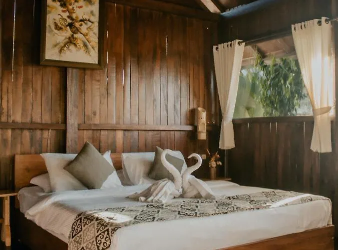 ベッド・アンド・ブレックファスト Da'kayu Bali 3*